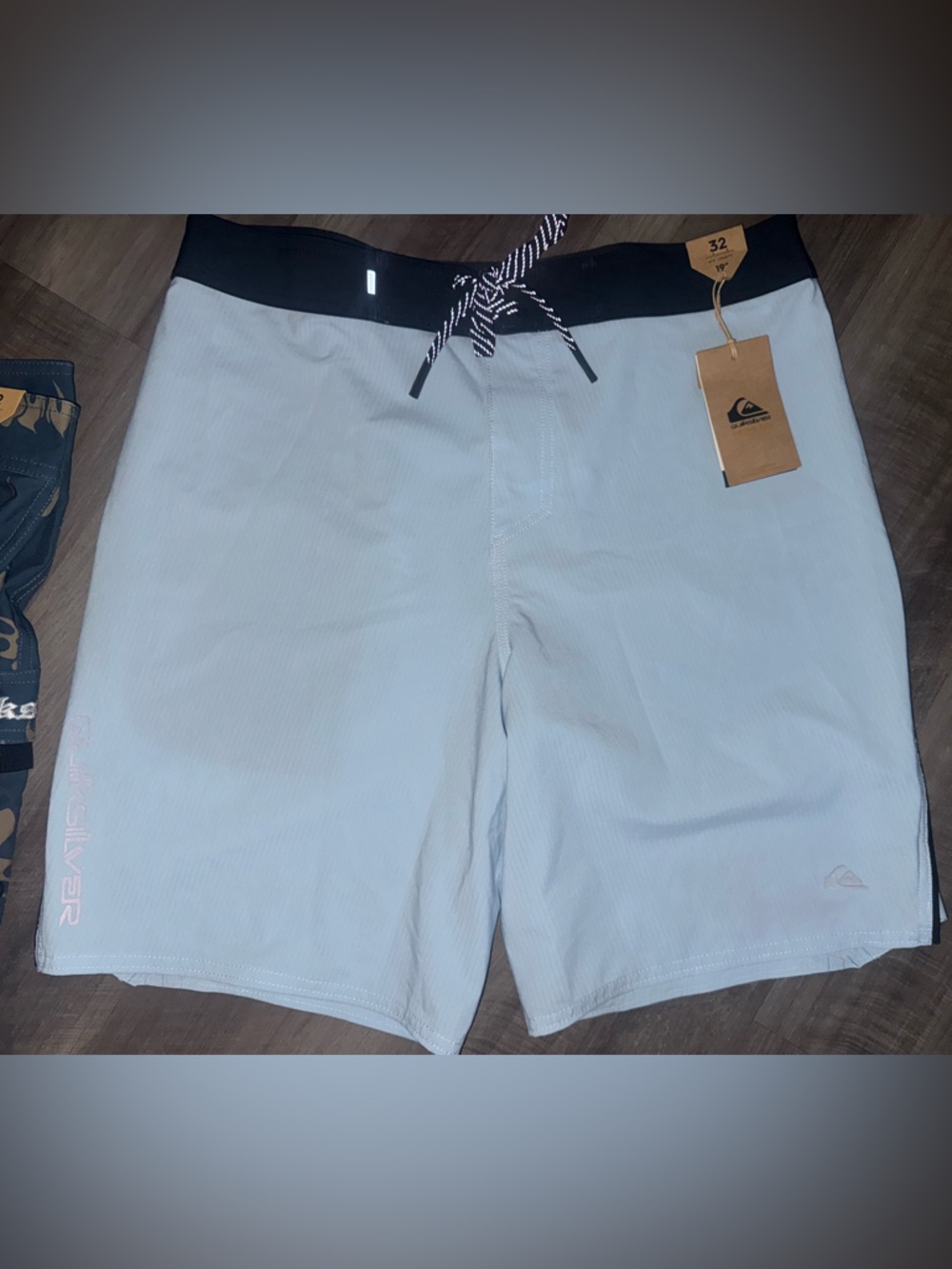 Quiksilver HIGHLINE Sky Blue Boardshorts with Black Waistband size 32x19